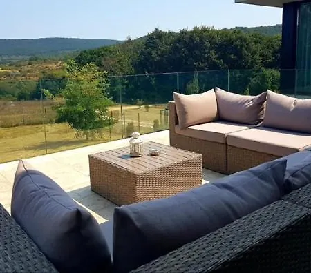 Zlaten Briz * Osenovo