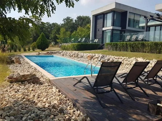 Zlaten Briz * Osenovo