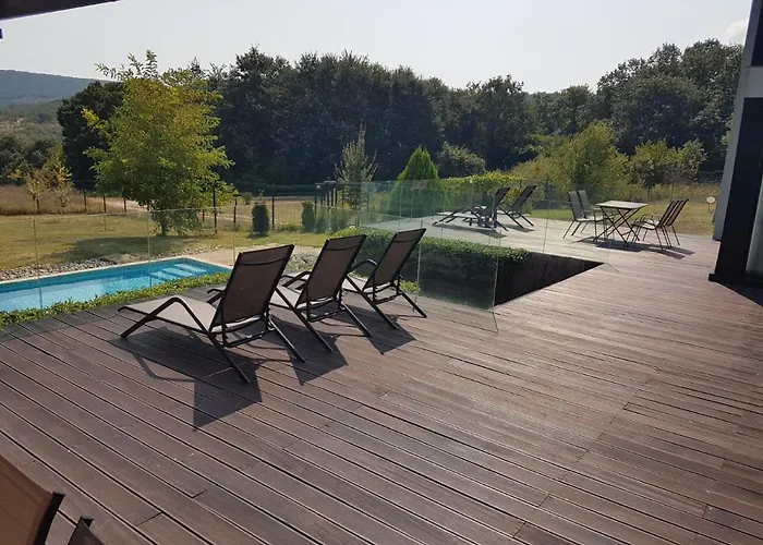 Zlaten Briz * Osenovo